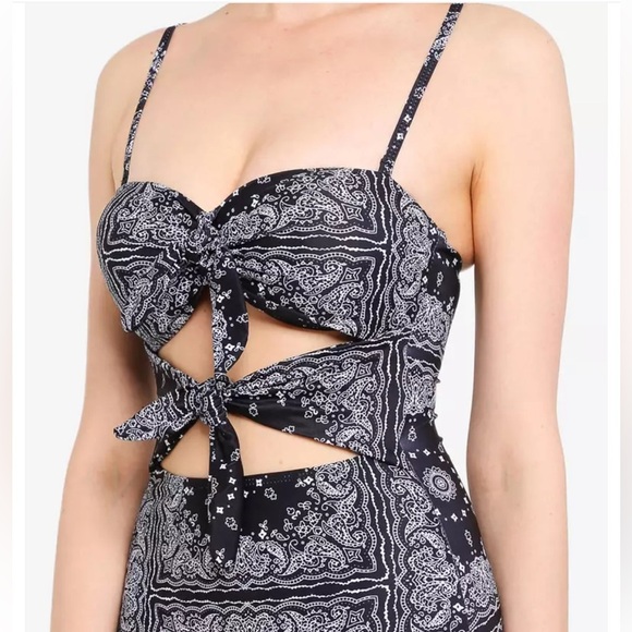 Black White Paisley Bandana Print Monokini One Piece Bathing Suit size L small - Picture 5 of 17